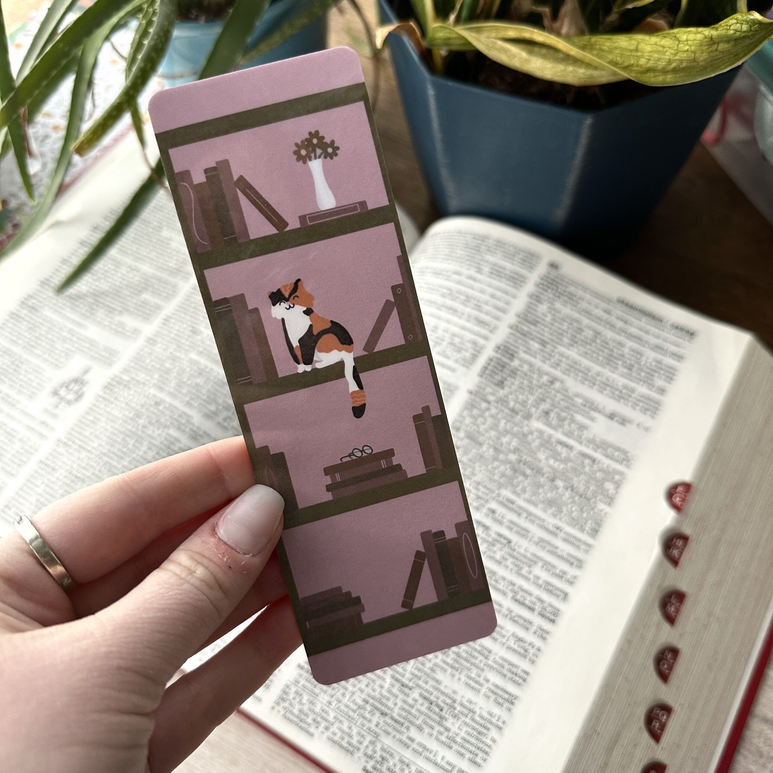 Bookshelf Cat Laminated Bookmark - Image 13